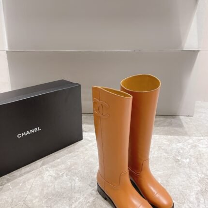 Chanel double C logo knight high- top boots size:  35－39(40-41can be customized)note shoes size when you fill shipping address